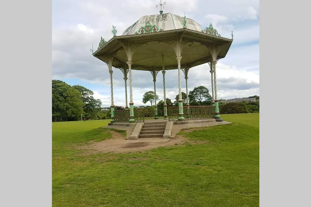 Spacious 2 Bedroom Apartment In Aberdeen City